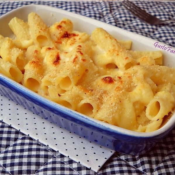 Ригатони с тертым сыром