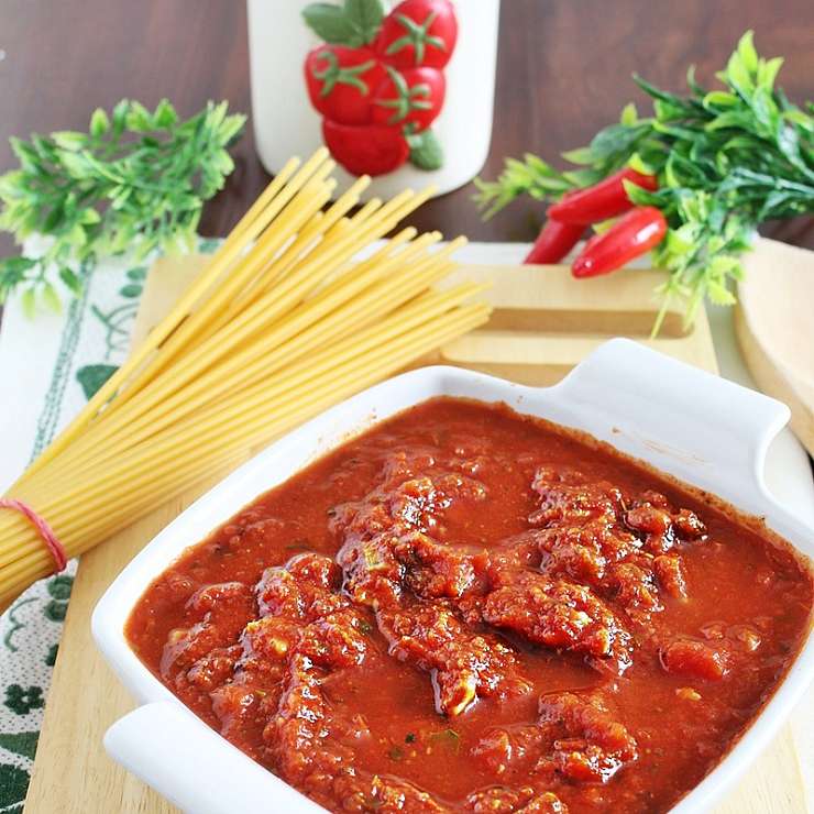 Соус Аматричиана 