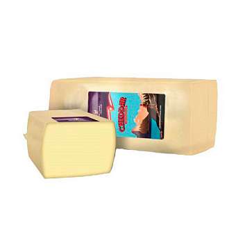 Чеддер REAL SWISS CHEESE, сыр полутвердый, жирность 50%, брус, ~ 3 кг