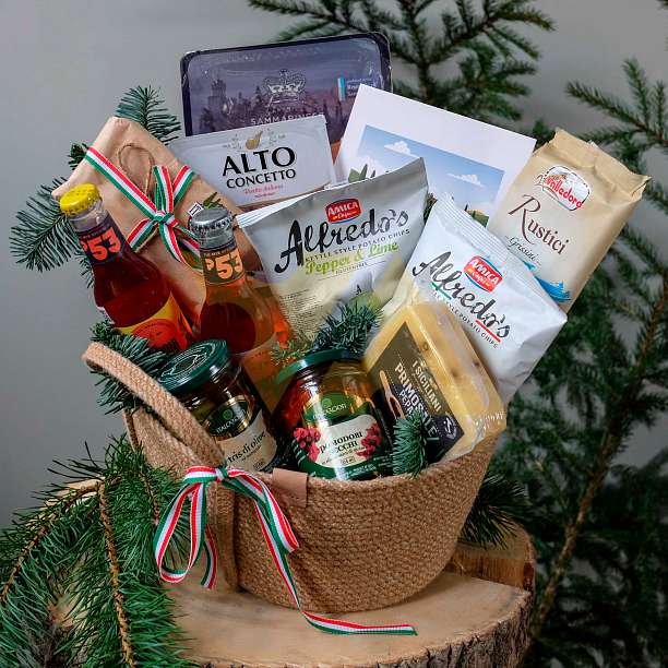 Набор подарочный Magia dell'Aperitivo в корзине