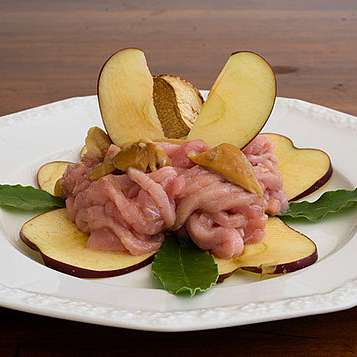 Страчетти (тонкие полоски свинины) с яблочным уксусом