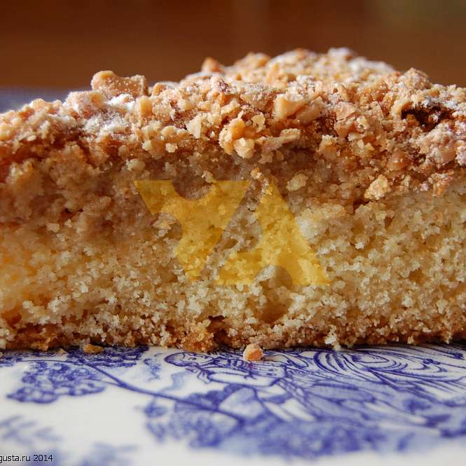 Торт с миндальным печеньем