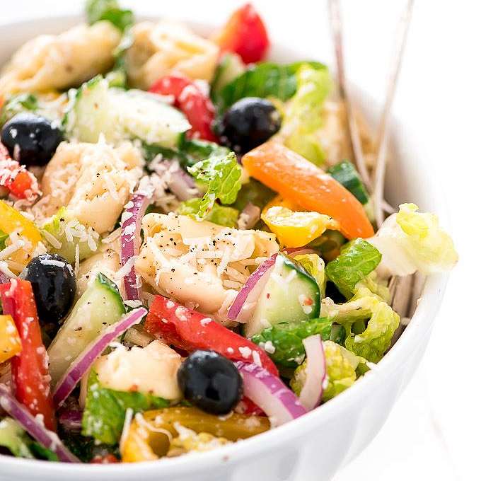 Средиземноморский салат с артишоками