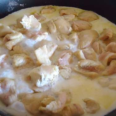 Индейка в молочном соусе