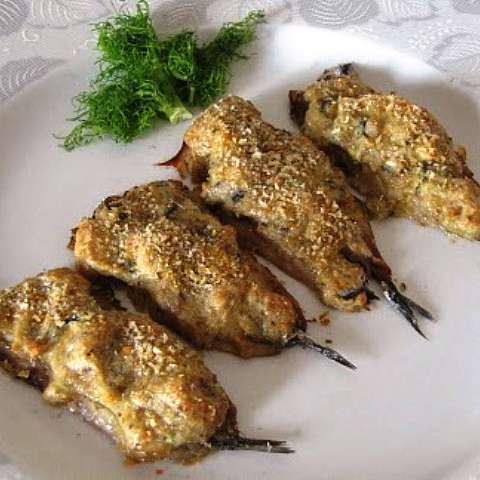 Анчоусы фаршированные