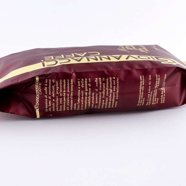 Кофе в зернах BORDEUX, смесь обжаренная 80% арабики и 20% робусты, GIOVANNACCI, 0,25 кг (коричневый фольгированный пакет)  Giovannacci Caffè Италия