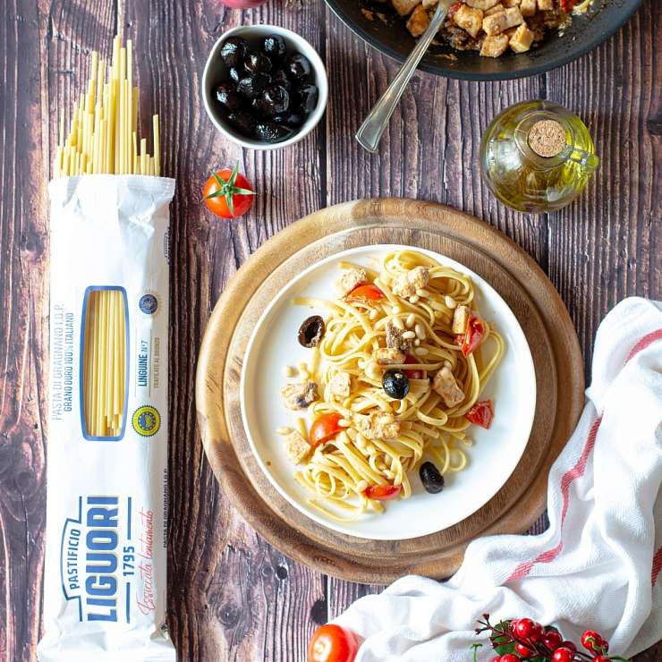 Лингуине с рыбой-меч