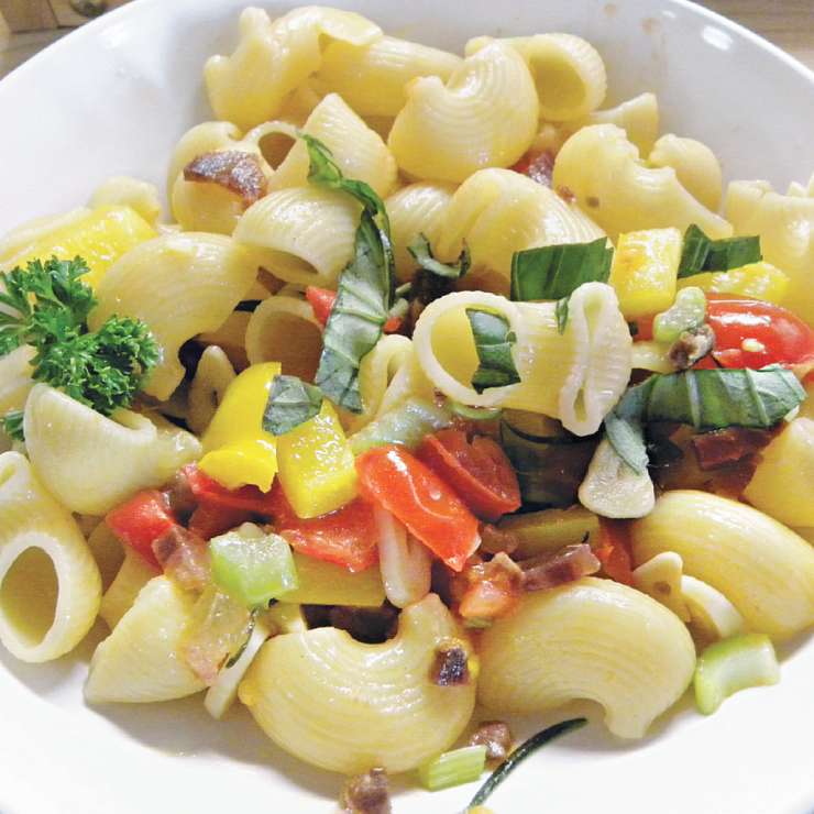 Салат из пасты