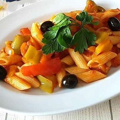 Трехцветные  мецце пенне