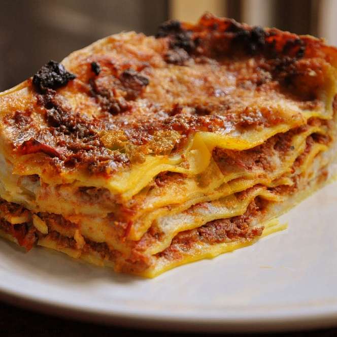 Лазанья с соусом Бешамель и Рагу