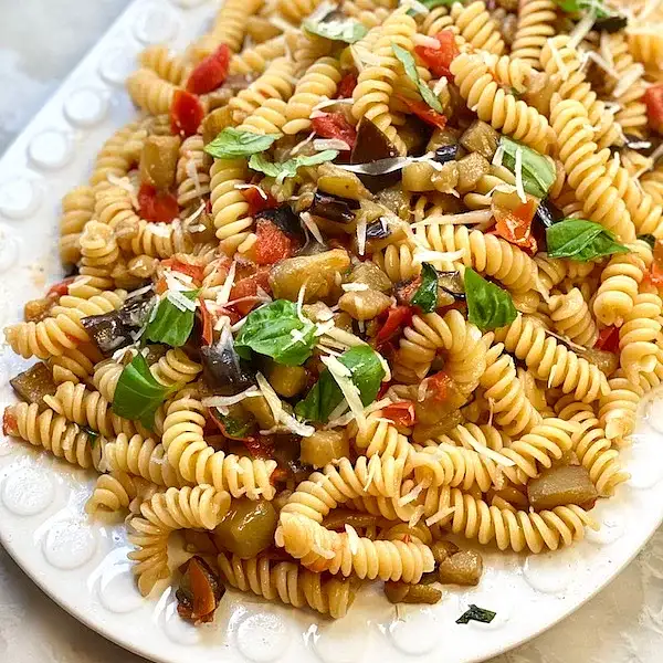 Фузилли  с баклажанами