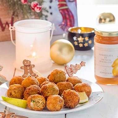 Фрикадельки с креветками и лимонным джемом  