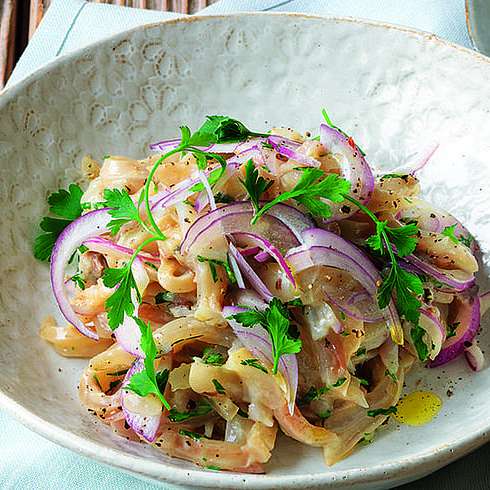 Салат из телячьих ножек