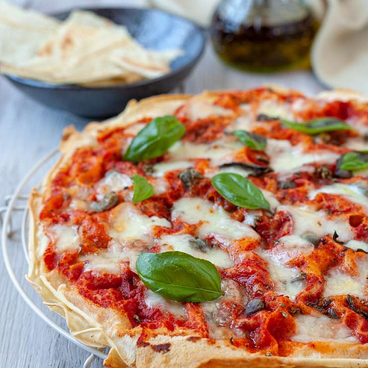 А-ля пицца с хлебом гуттиау 